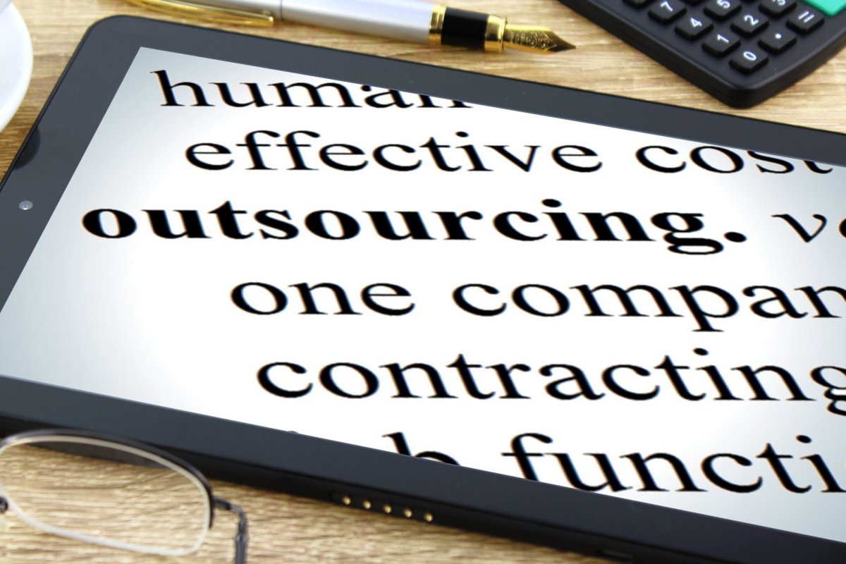 How to Outsource IT for Small Business Enterprises